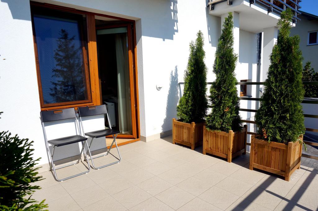 Villa Modlin Airport Nowy Dwor Mazowiecki Ruang foto