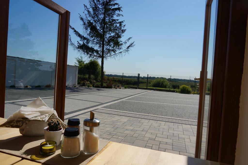 Villa Modlin Airport Nowy Dwor Mazowiecki Bagian luar foto