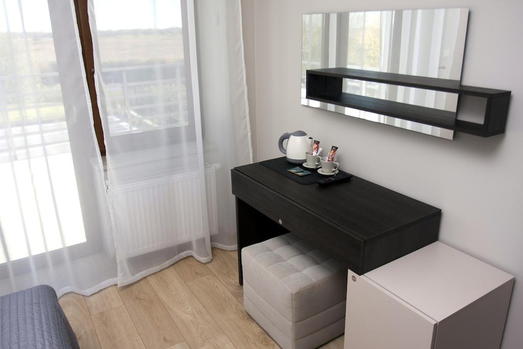 Villa Modlin Airport Nowy Dwor Mazowiecki Ruang foto